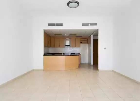 Residential Ready Property 1 Bedroom U/F Apartment  for rent in Dubai #23303 - 1  image 